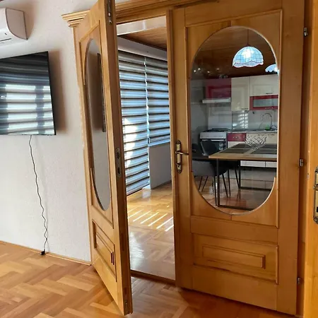 Preston Apartman