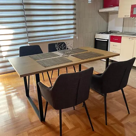 Apartman Preston *
