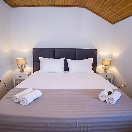 Preston Apartman *